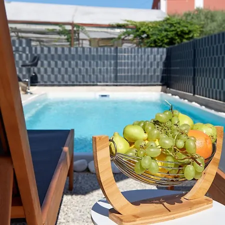 Zen - Private Pool 特罗吉尔