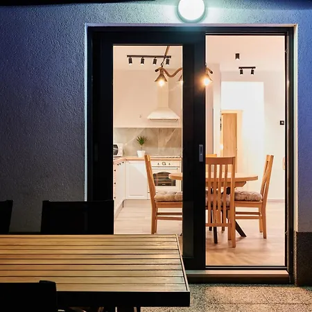 公寓 Zen - Private Pool 特罗吉尔