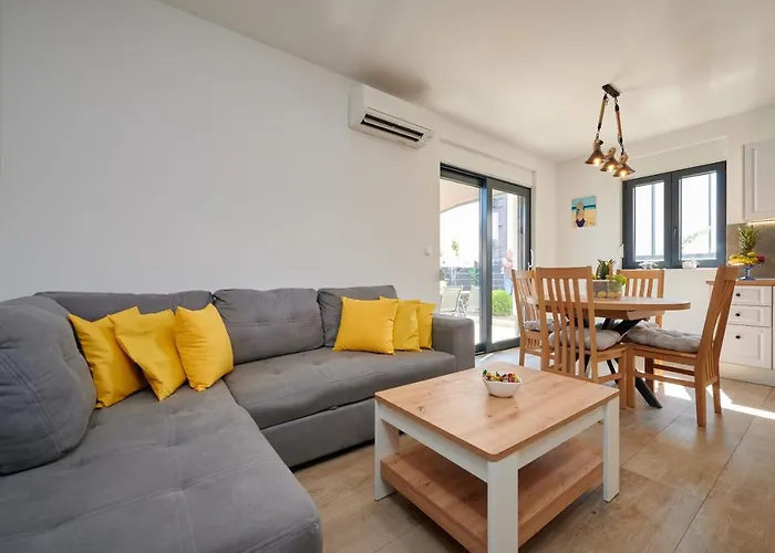 Zen - Private Pool アパート トロギール