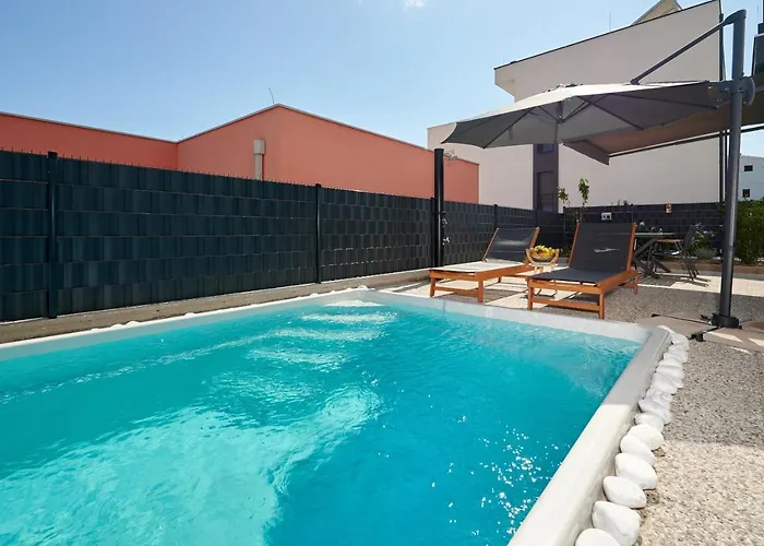 Zen - Private Pool Lejlighed